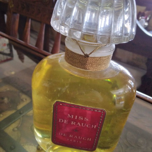 Miss de Rauch Paris dummy bottle vintage 16oz fl. 1960s new