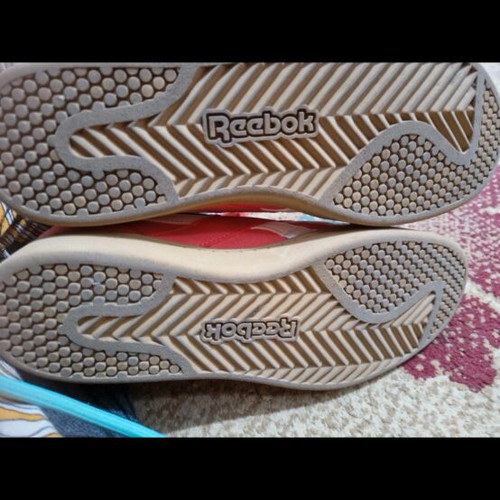 Reebok sneakers women's size 38.5 like new, pink