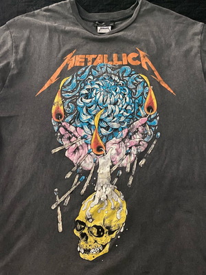 Metallica T -shirt XS Bershka