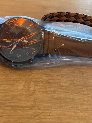 Watch new with gift bracelet
