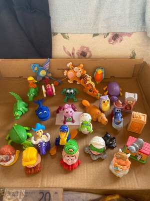 Kinder Surprise Figures set of 27 like new