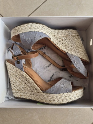 Pepe Jeans London platform espadrilles size 39 used, pacific blue floral