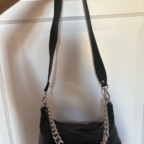 Black shoulder bag with silver chain like new