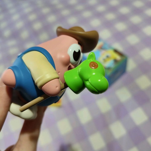 Popmart Patrick Star figure brand new with box and card