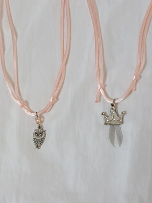 Set of 2 adjustable pink necklaces with silver owl and crown charms