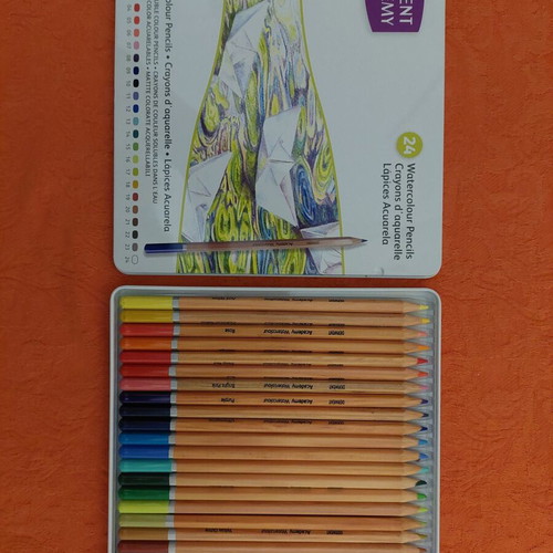 Derwent Academy watercolour pencils set of 24 like new in metal case