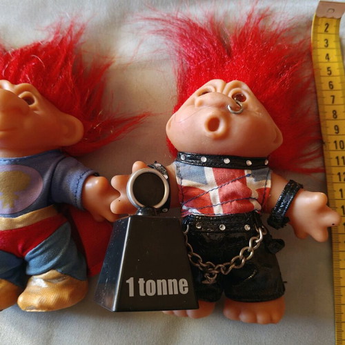 Collectible figures 'Efhoulides'