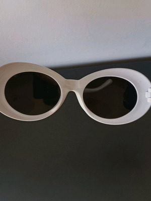 Clout goggles new, white