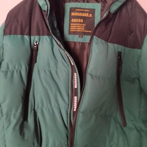 Men's jacket size L like new green Manager
