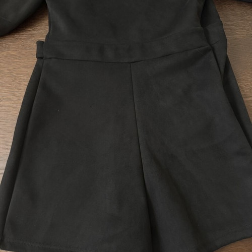 Anel black suede one-piece shorts skirt with puff sleeves