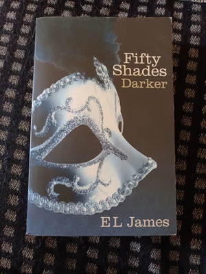 Fifty Shades Darker book like new, second in trilogy, English