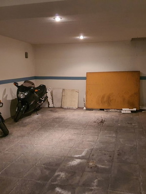 Κλειστό υπόγειο parking αυτοκινήτου 12 μ2 με πόρτα ασφαλείας στη Νέα Σμύρνη