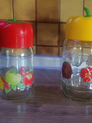 Glass jars set of 2 with decoration like new