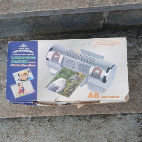 A6 Laminator Machine like new