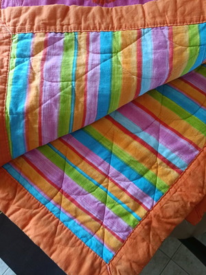 Double-sided quilt used for single bed