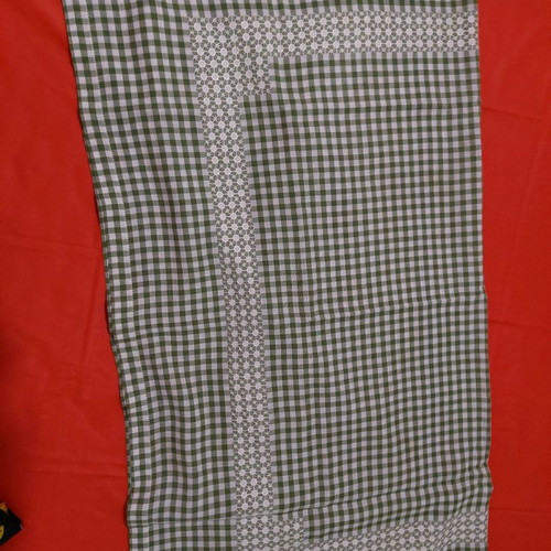 Woven tablecloths used, pack of 2 square 1.20x1.20cm