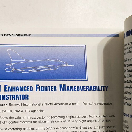Strategy Guide Microsoft Flight Simulator 98 like new, in English
