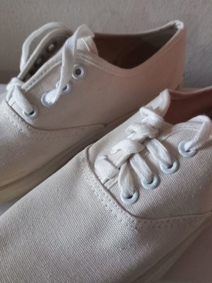 Migato canvas shoes size 37 like new, beige with defect