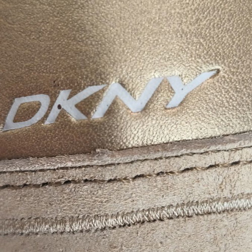 Mary Jane DKNY ballerinas used, gold leather size 41