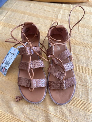 Funky Buddha sandals new, size 40, sandals