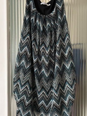 Balloon dress Know How used, Missoni style, size M, chevron print