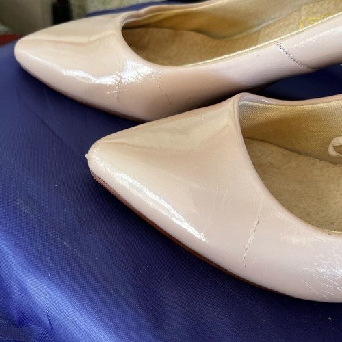 Nude pumps size 38 used with worn leather