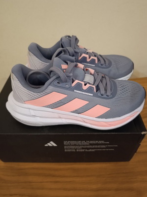 Adidas Performance Questar 3 γυναικεία παπούτσια για τρέξιμο καινούργια, γκρι και ροζ, νούμερο 36