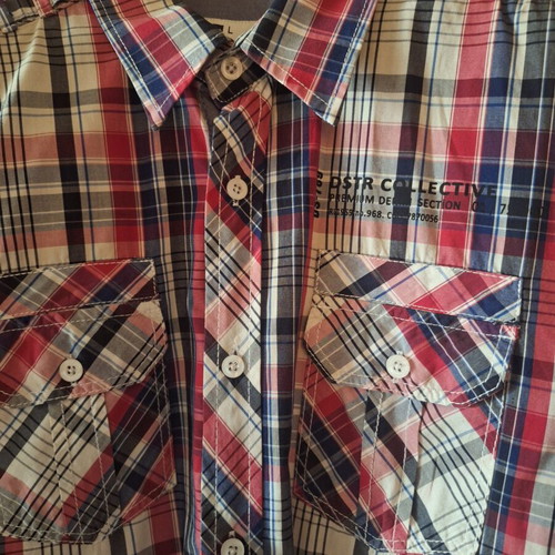 Shirts medium-large size like new