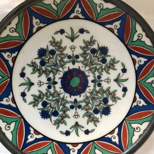 Limoges decorative plate like new, made in France