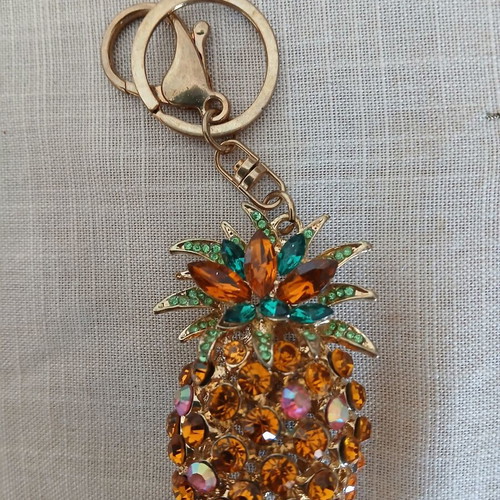 Pineapple keychain with rhinestones like new