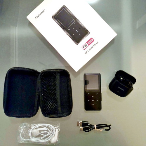 AiMoonsa MP3 player with Philips wireless headphones and case like new