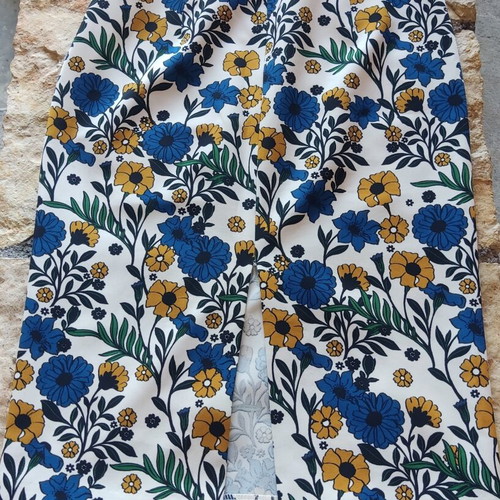 H&M top and Zara midi skirt like new, sizes S and 38