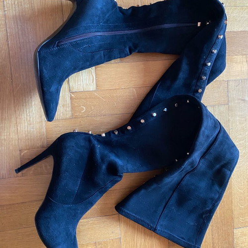 Overknee boots leather suede size 40 like new with gold studs