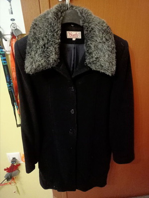 Black branded coat like new, size M
