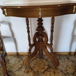 Wooden oval decorative table