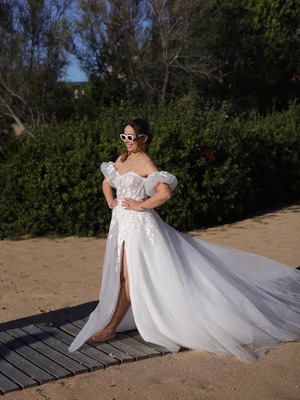 Boho wedding dress new, white, size M