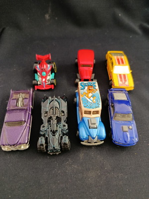 Μεταλλικά αυτοκινητάκια Hotwheels μεταχειρισμένα, λοτ 7