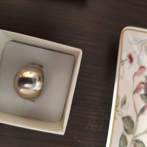 Silver 925 ring like new, solid 18.1mm