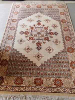 Wool rug A quality used, dimensions 290x200 cm