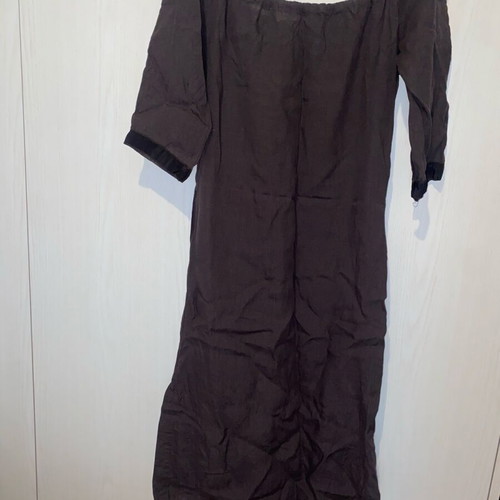 Linen women's dresses like new, white with pockets and brown