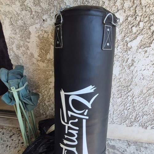 Olympus professional punching bag, 120cm x 40cm
