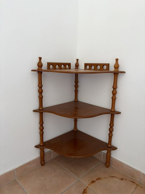 Classic corner shelf used, excellent condition