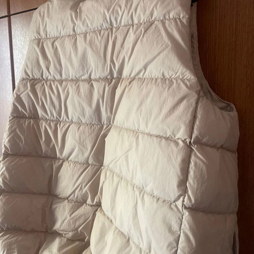 Tommy Hilfiger down vest like new, beige, size M
