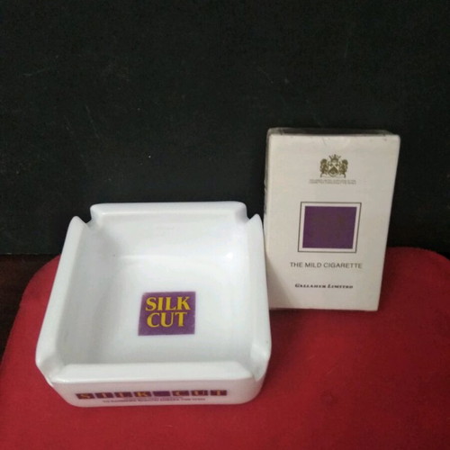 Silk Cut ashtray with sealed playing cards like new