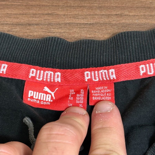 PUMA T-shirt black XL with small hole, used