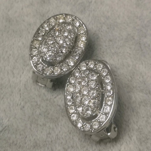 Vintage Faux Bijoux Clip Earrings silver like new