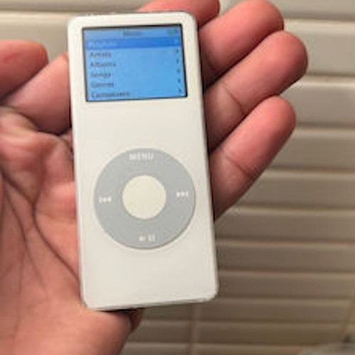 Apple iPod Nano 4GB 1ης γενιάς σε άριστη κατάσταση