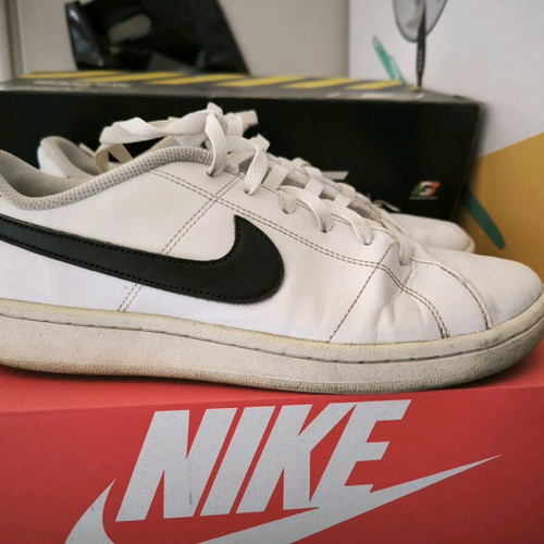 Nike Court Royale 2 Low sneakers used, size 42.5