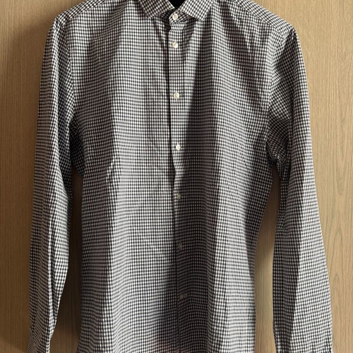 H&M men's gingham check shirt size M like new, navy and white