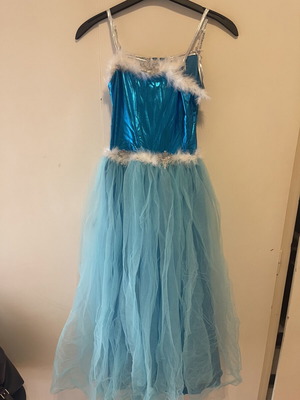 Детски костюм Elsa Frozen като нов с подвижна наметка за възраст 7-8 години